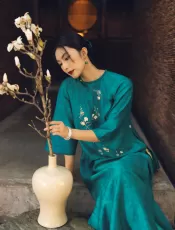 D.CHIC | NEW tiME - NEW ME