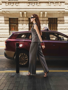 D.CHIC | NEW tiME - NEW ME