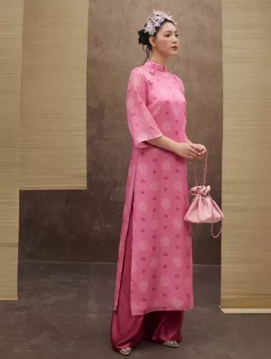 D.CHIC | NEW tiME - NEW ME