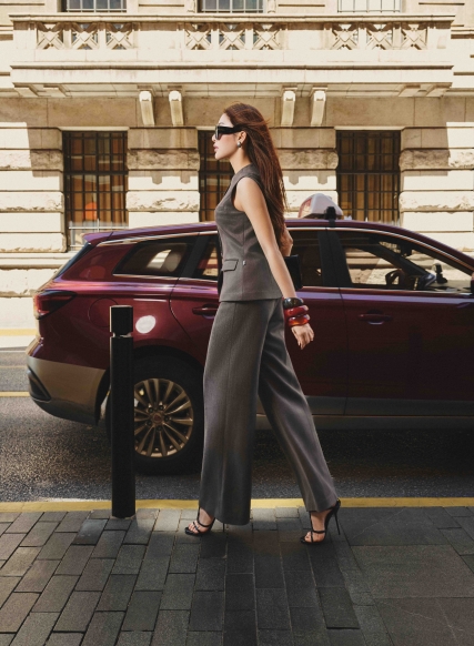 D.CHIC | NEW tiME - NEW ME