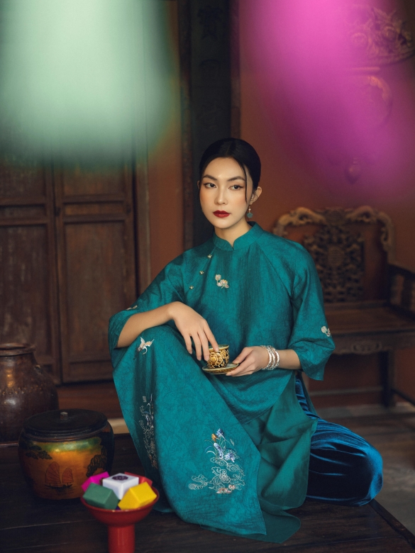 D.CHIC | NEW tiME - NEW ME