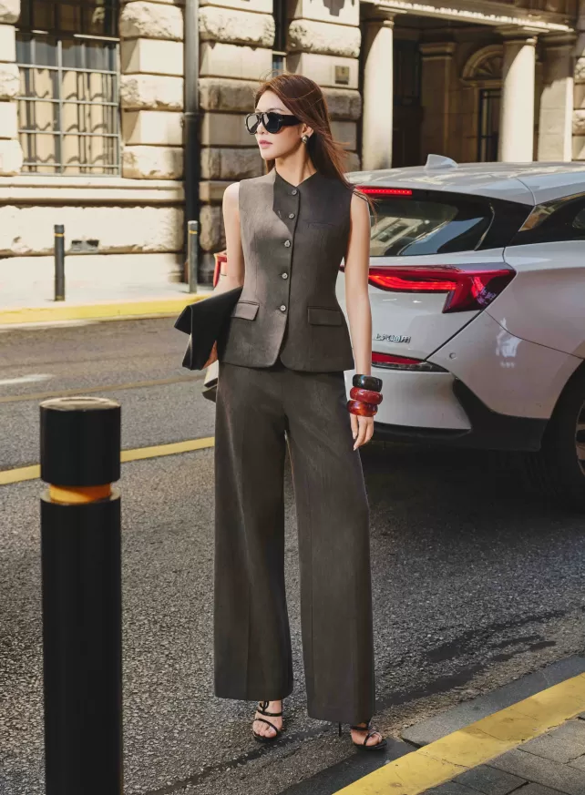 D.CHIC | NEW tiME - NEW ME