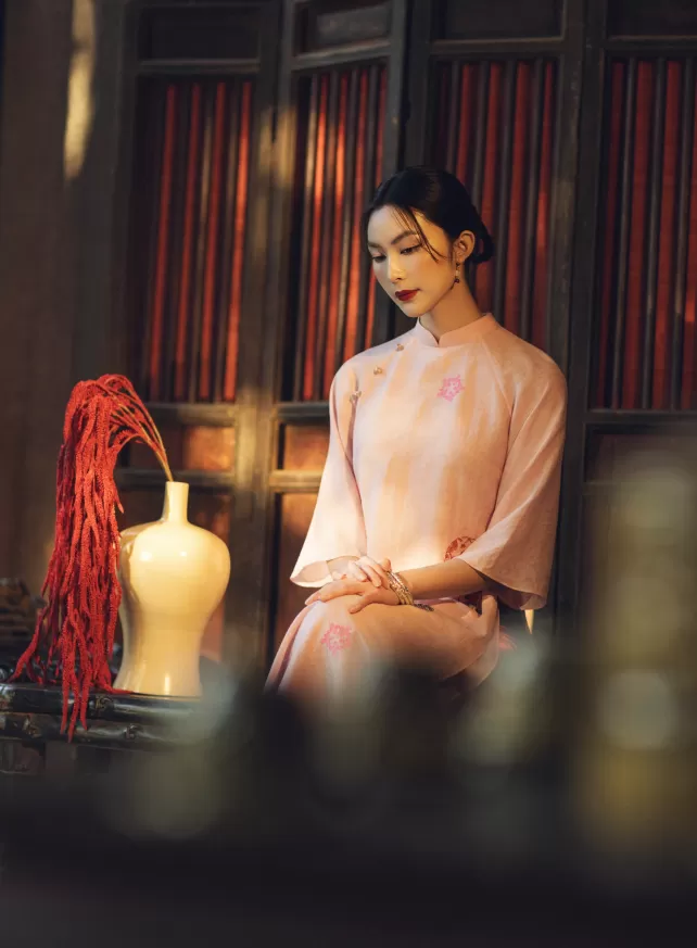 D.CHIC | NEW tiME - NEW ME