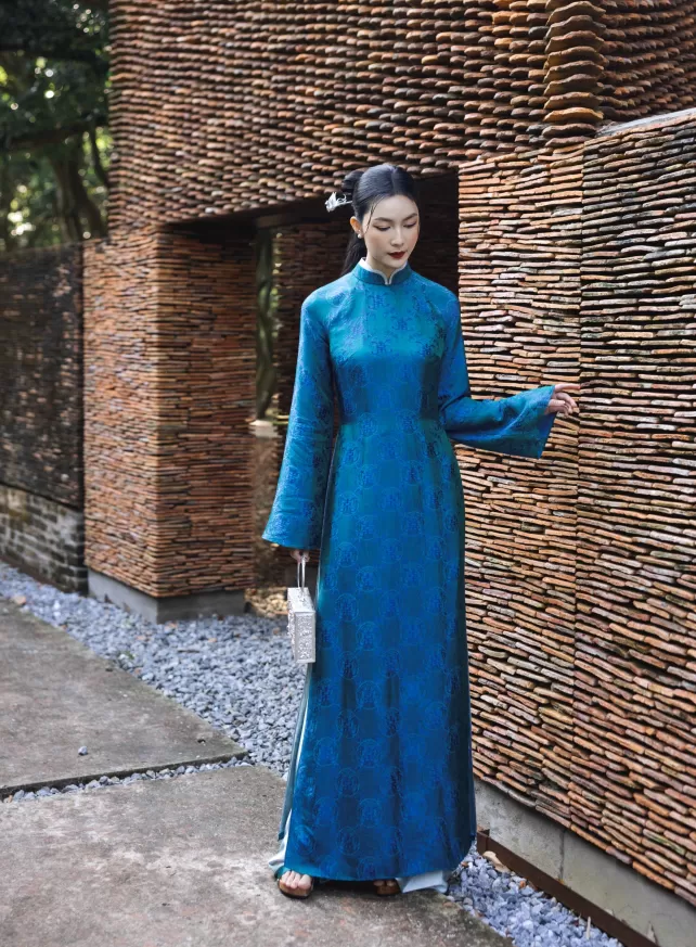 D.CHIC | NEW tiME - NEW ME