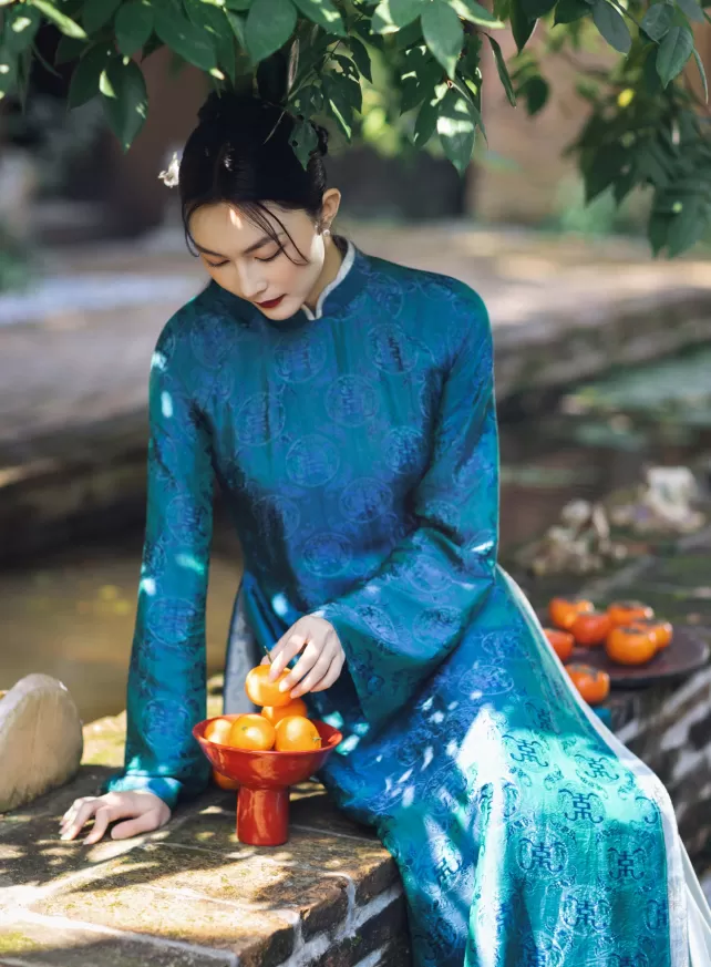 D.CHIC | NEW tiME - NEW ME